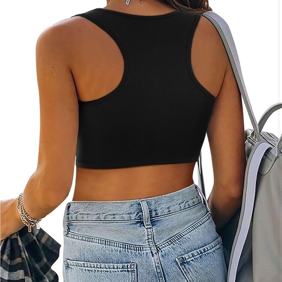 Woman's Crew Neck Racer Back Crop Tank With Sparkly Tassel Hem. Size Small - Picture 4 of 10